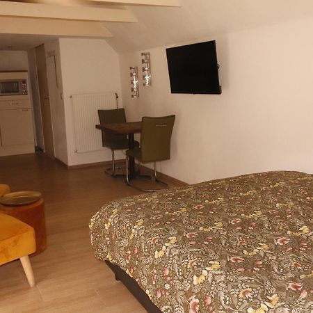 Studio Het Grenspaaltje Nijeveen Esterno foto